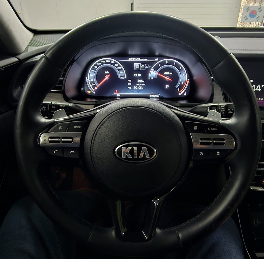 KIA K7