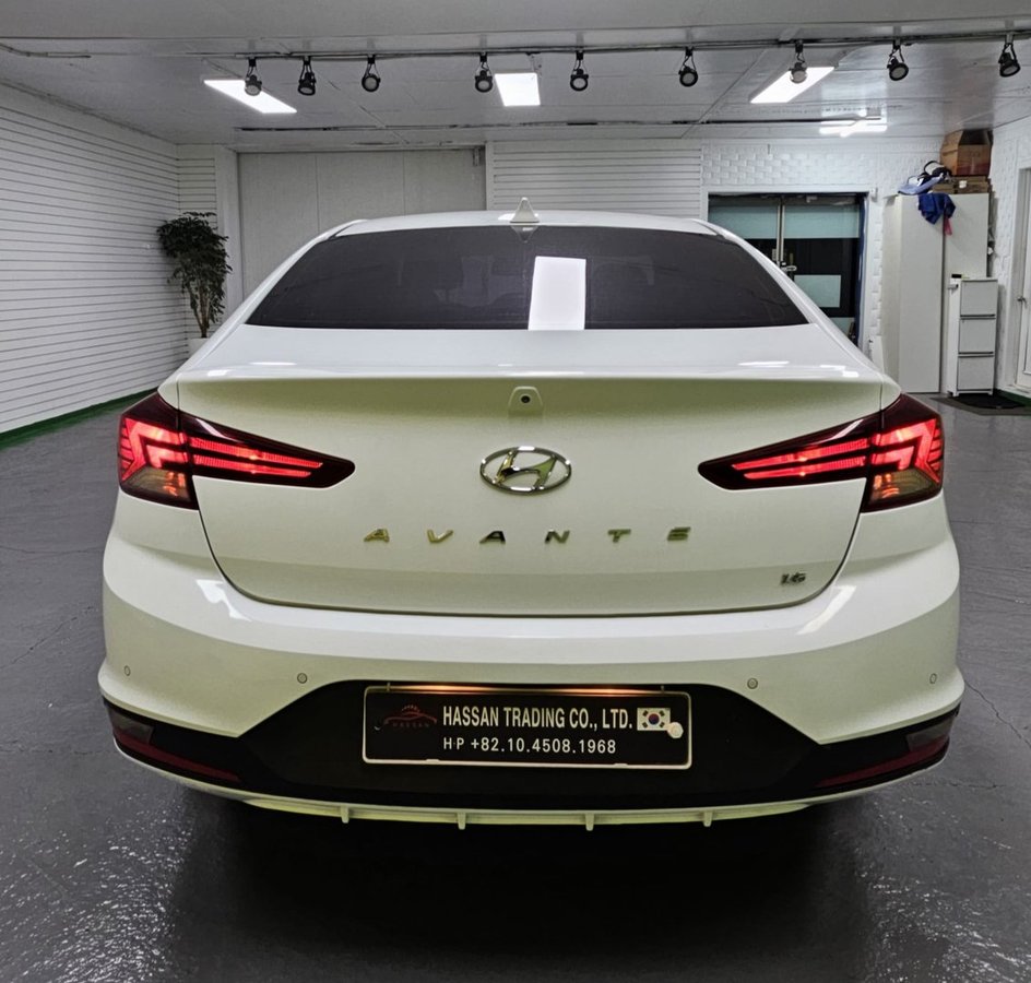 HYUNDAI AVANTE