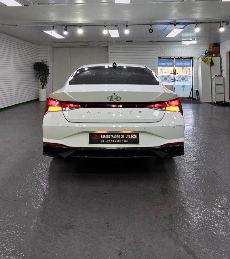 HYUNDAI AVENUE