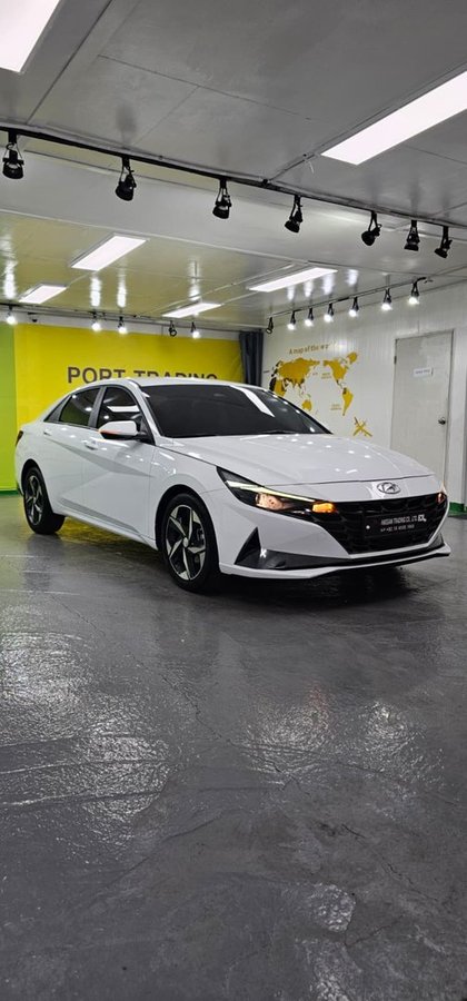 HYUNDAI AVANTE 