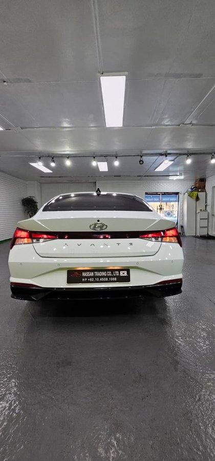 HYUNDAI AVANTE 