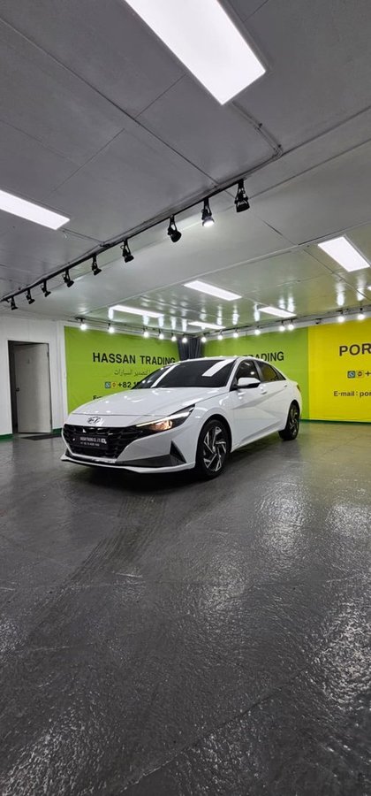 HYUNDAI AVANTE 
