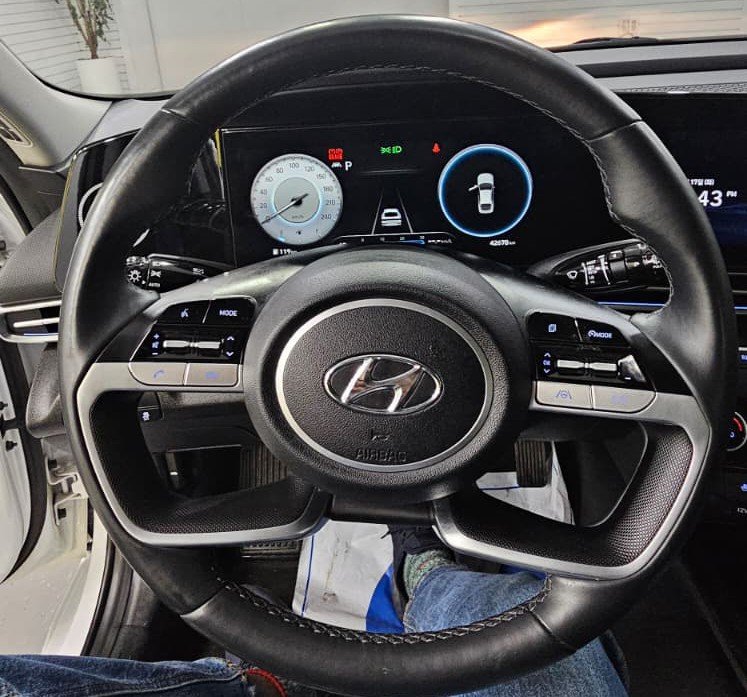 HYUNDAI AVANTE 