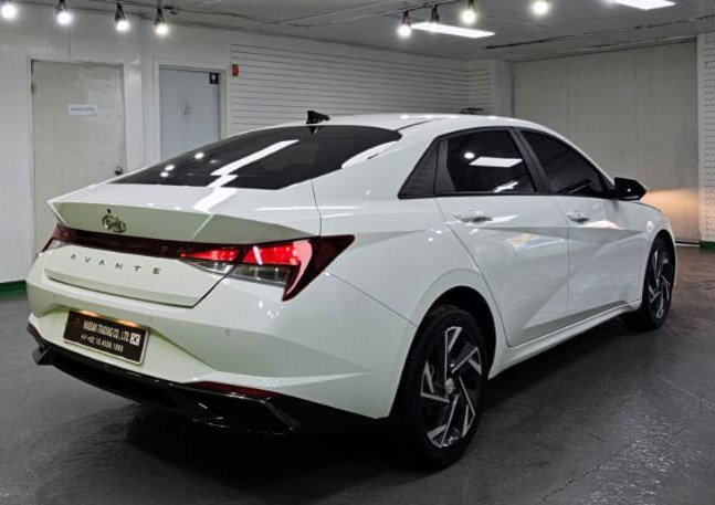 HYUNDAI AVANTE 