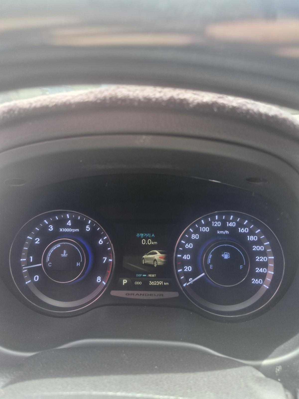 hc:1783911311_07521_5.jpg