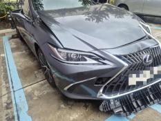 Lexus ES300h 2021