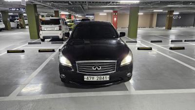 Infiniti M37 2010
