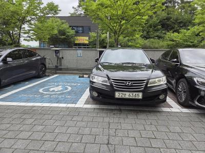 Hyundai Grandeur 2.7 LPG 2011
