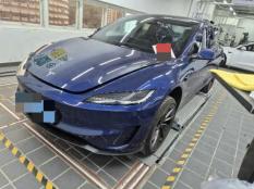 Tesla MODEL 3 퍼포먼스 2024