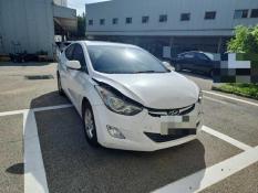 Hyundai Elantra 2013